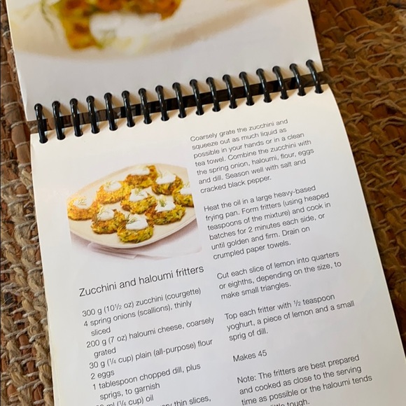 Stand up Quick & Easy Meals in Minutes cook book - Picture 3 of 6